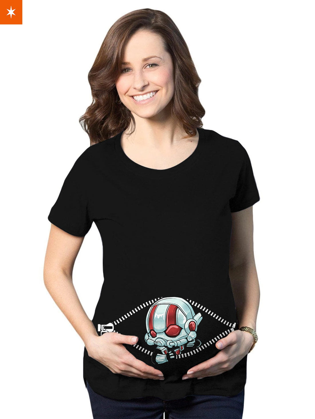 Fandomaniax - Baby Ant Man Peeking Maternity T-Shirt