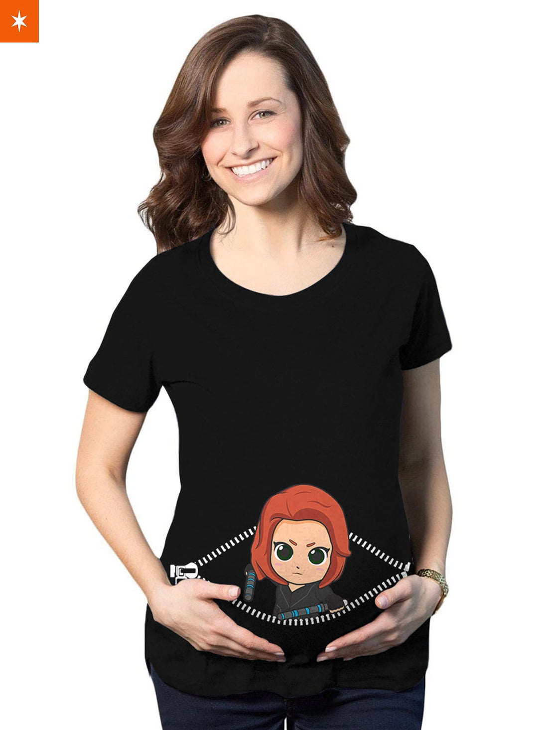 Fandomaniax - Baby Black Widow Peeking Maternity T-Shirt