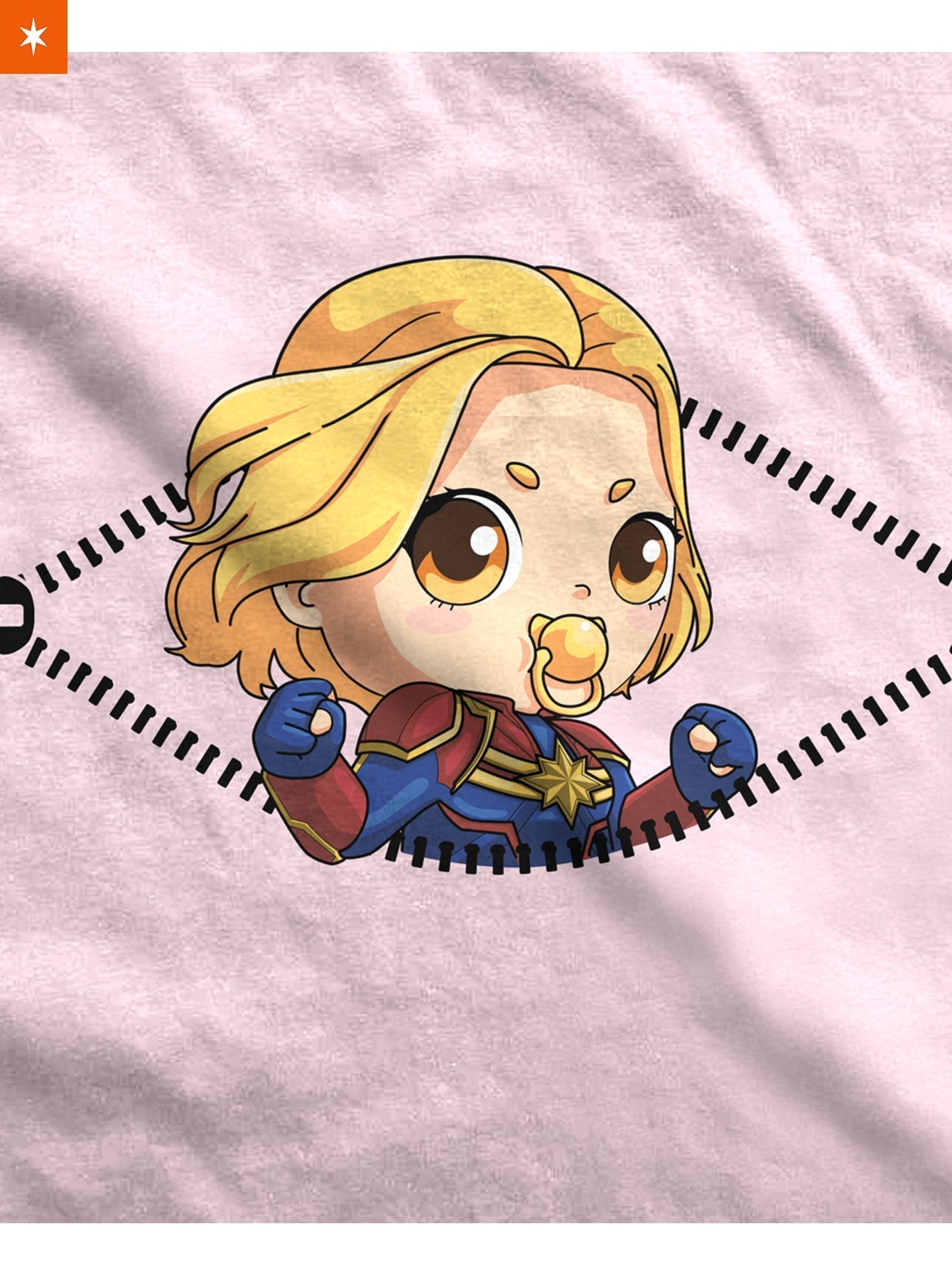 Fandomaniax - Baby Captain Marvel Peeking Maternity T-Shirt