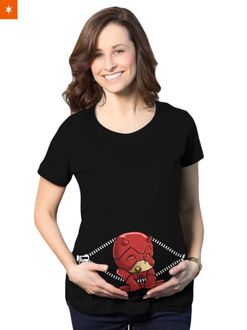 Fandomaniax - Baby Daredevil Peeking Maternity T-Shirt