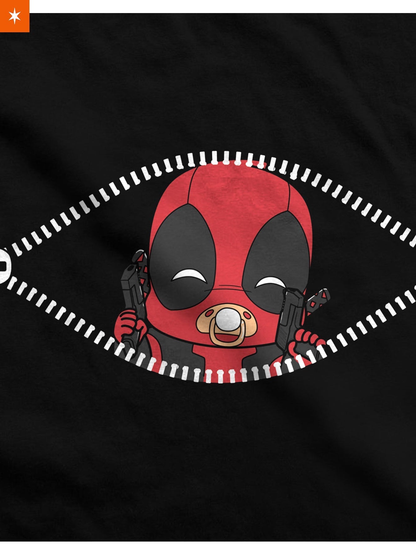 Fandomaniax - Baby Deadpool Peeking Maternity T-Shirt