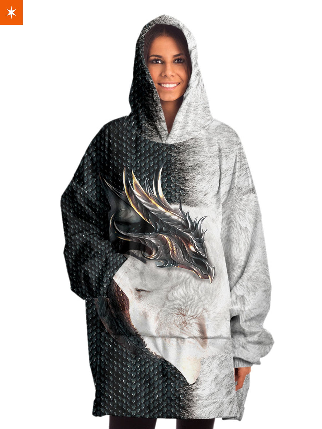 Fandomaniax - Dragon and Wolf Oversized Hoodie