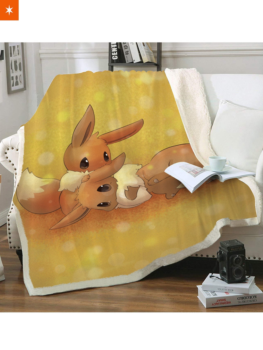 Fandomaniax - Eevee Throw Blanket